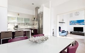 Home2Book Center Design Apartment Santa Cruz